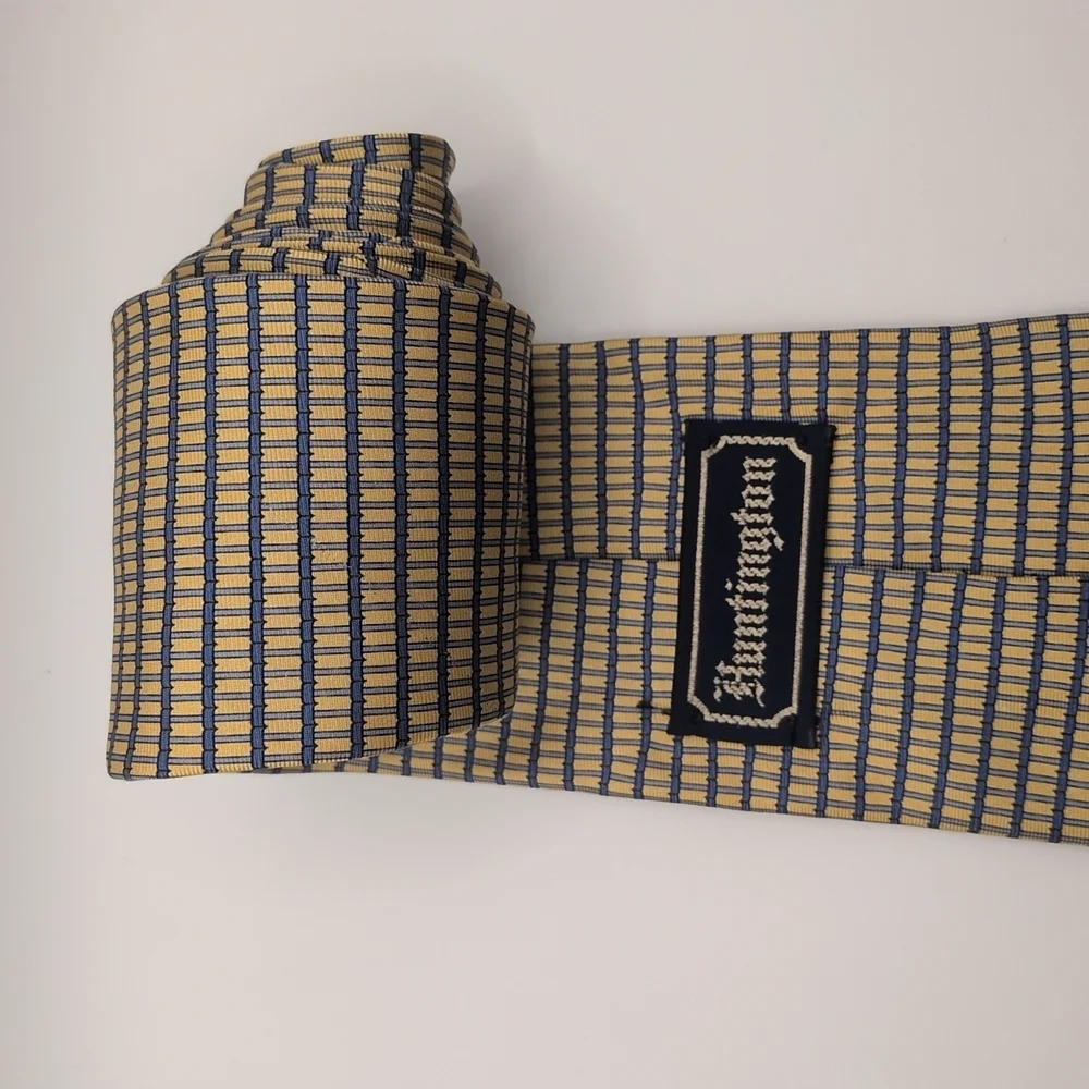 NWOT Silk Huntington Tie Designer Blue And Gold